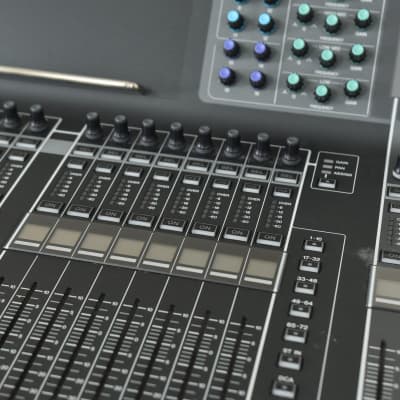 Yamaha CL5 72-Channel Digital Mixing Console CG00X1M image 9