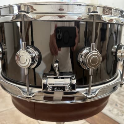 DW Collector's Series Black Nickel Over Brass 6.5x14" Snare Drum 2011 - 2021 - Black Nickel with Chrome Hardware image 2