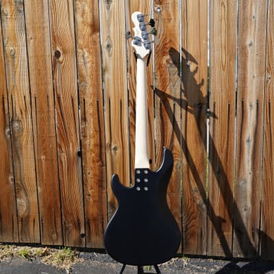 G&L USA Kiloton-5 Fretless Jet Black Satin Frost 5-String Electric Bass w/ Black Tolex Case (2023) image 3