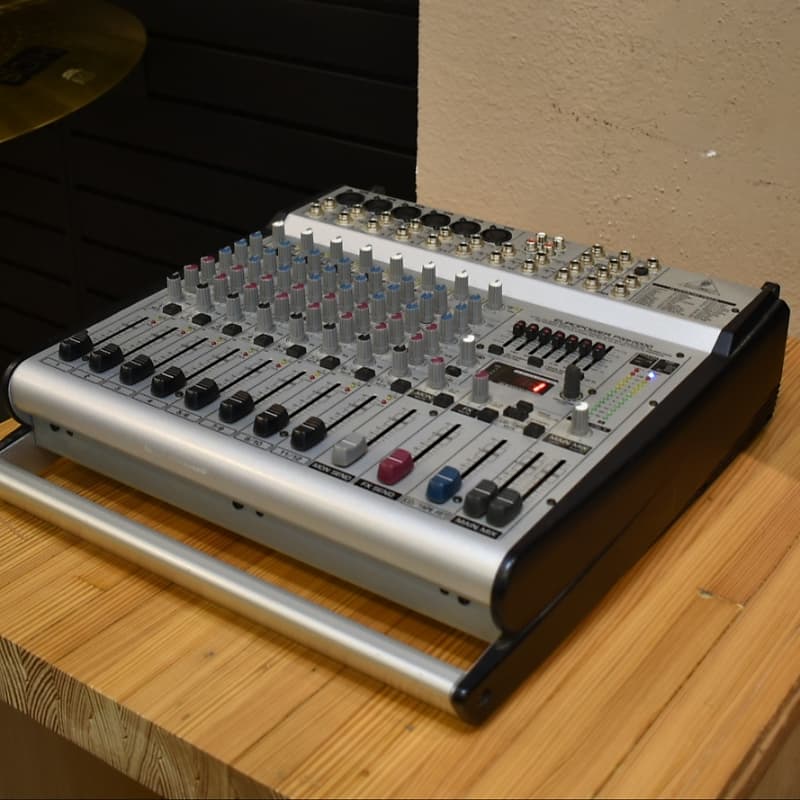 Used Behringer Europower PMX1000 600 Watt Powered 12 Channel