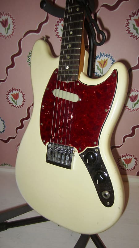 Vintage 1965 Fender Musicmaster II Original White Finish image 1
