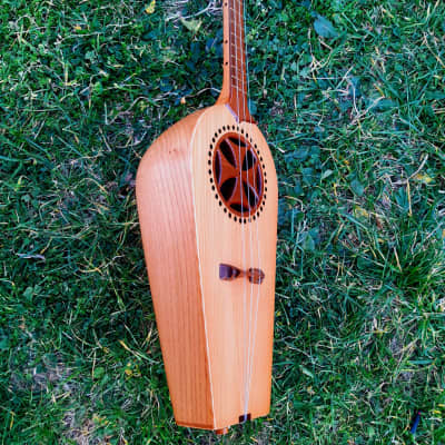 Georgian folk music instrument Panduri | String instrument Fanduri | ფანდური image 4