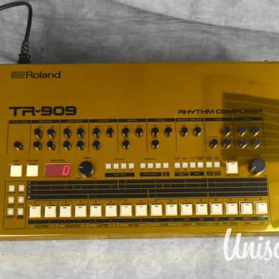 Roland TR-909 Rhythm Composer Rare Gold Edition in Near Mint Condition image 3