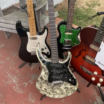 USA製Washburn MG-104 Washburn Mercury MG104 | Specifications