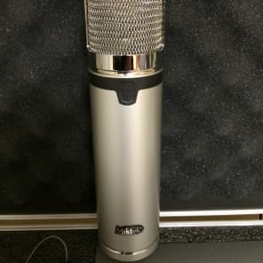 Miktek CV4 Tube Condenser Microphone with Variable Polar Pattern