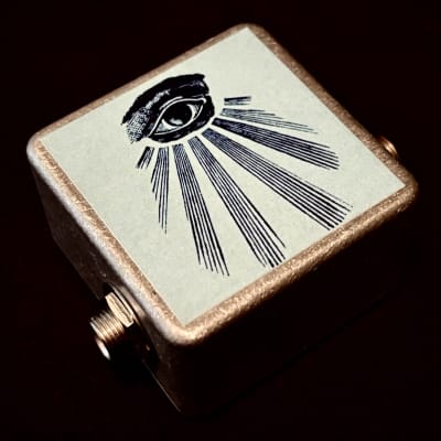Saturnworks Micro Guitar / Bass Buffer Pedal - Handcrafted in California