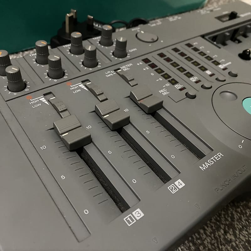 Fostex XR3 Multitracker 4 Track Analog Cassette tape