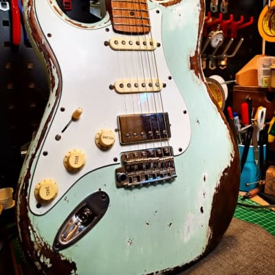 Relic'd Left handed Stratocaster - Surf Green Relic image 9