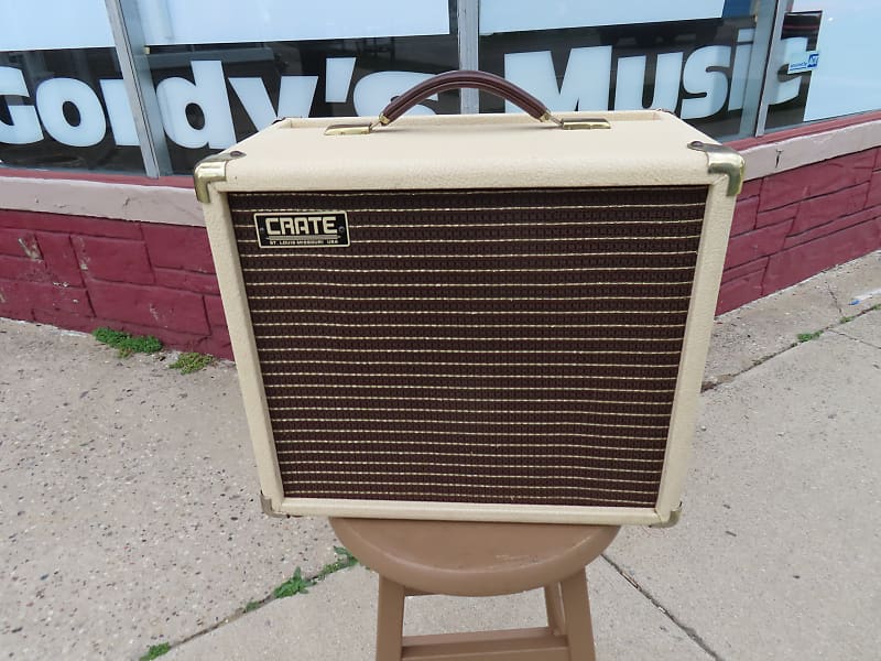 CRATE VINTAGE CLUB 20 VC2110R Combo 90
