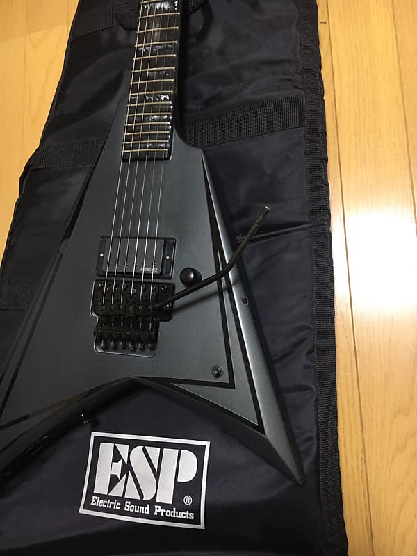 EDWARDS by ESP/Alexi Laihoモデル/BLACKY EDWARDS】Alexi Laihoのシグネイチャーモデル、BLACKYが