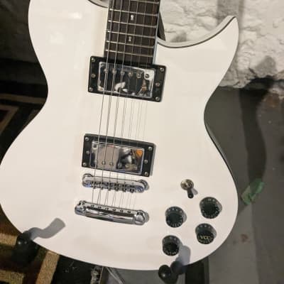Washburn WI26 Joe Trohman signature - White image 3