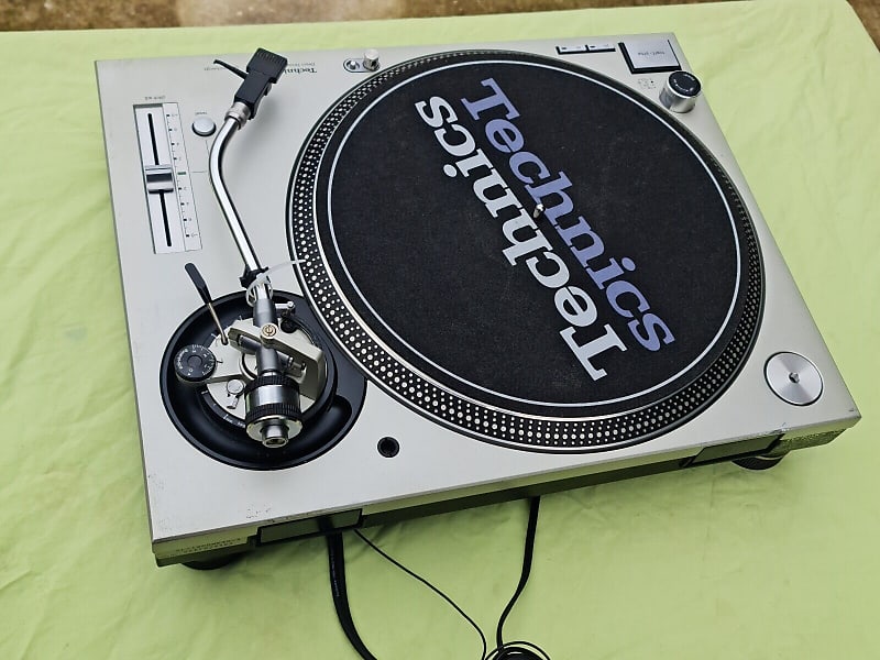 Technics SL-1200 MK3 Silver Professional DJ / Listening Turntable 