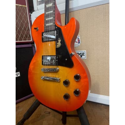 Gibson Les Paul Studio Tangerine Burst image 3