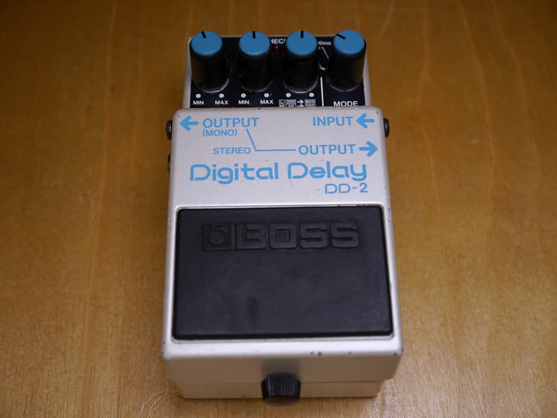 Boss DD-2 Digital Delay (Blue Label) 1983 - 1986 - White