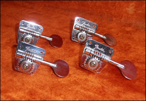 Fender lollipop bass tuners top