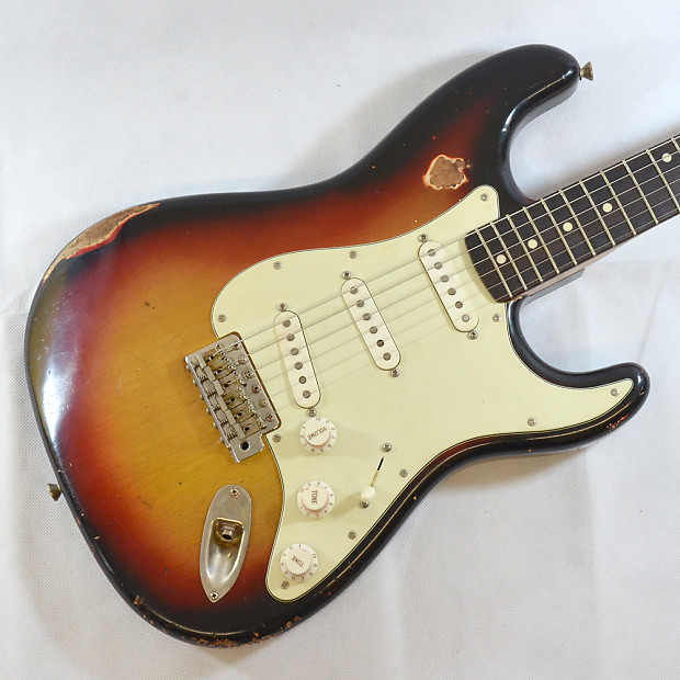 Bluesman Vintage guitarsレリックストラトキャスターUSA Bluesman Vintage 62' Sedan 3-Tone Sunburst Stratocaster