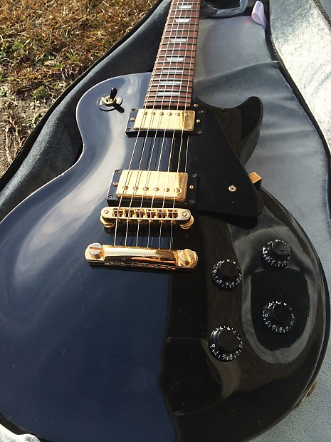 Gibson Les Paul Studio 1999年製 Gibson Les Paul Studio 1999 Black / Gold hardware electric guitar