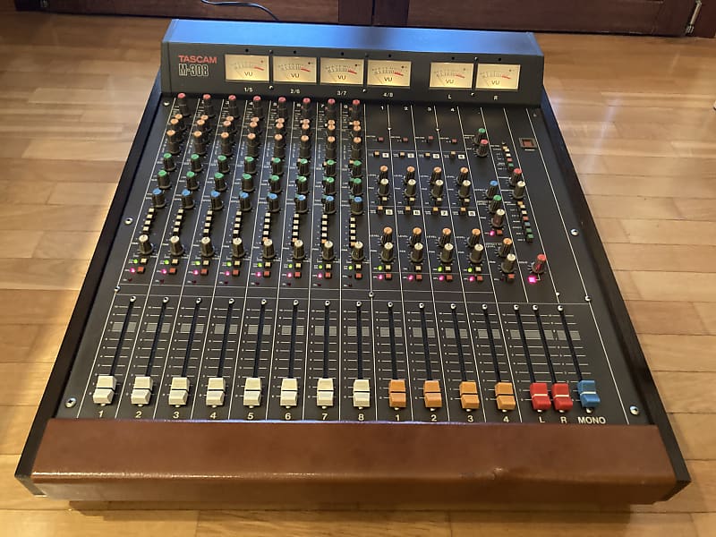 TASCAM M-308 ミキサー TASCAM M-308 Mixer From the '80s - Tested - GRAB IT NOW