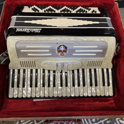 Vintage Recanati V Soprani Di Silvio 80 Bass Accordion