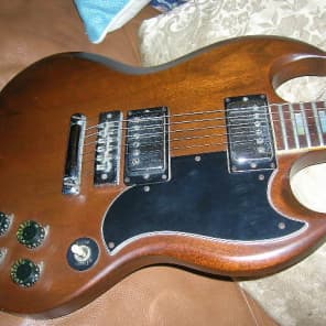 VINTAGE 1976 GIBSON SG Standard Guitar Original No Breaks Walnut