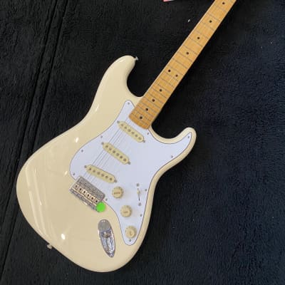 Fender Jimi Hendrix Artist Series Signature Stratocaster Olympic White  #MX22269910 (8lbs, 4.0oz) | Reverb