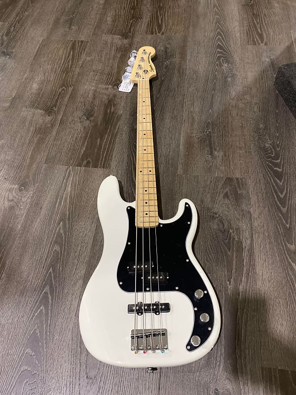 Squier Affinity Precision Bass PJ with Maple Fretboard - | Reverb