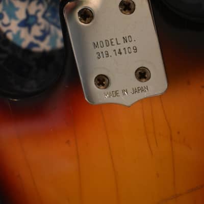 Silvertone 319. 14109 1960s - Sunburst image 6