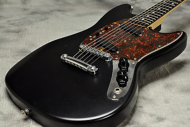Fender Japan MG69-MH STP Limited Edition Mat Black