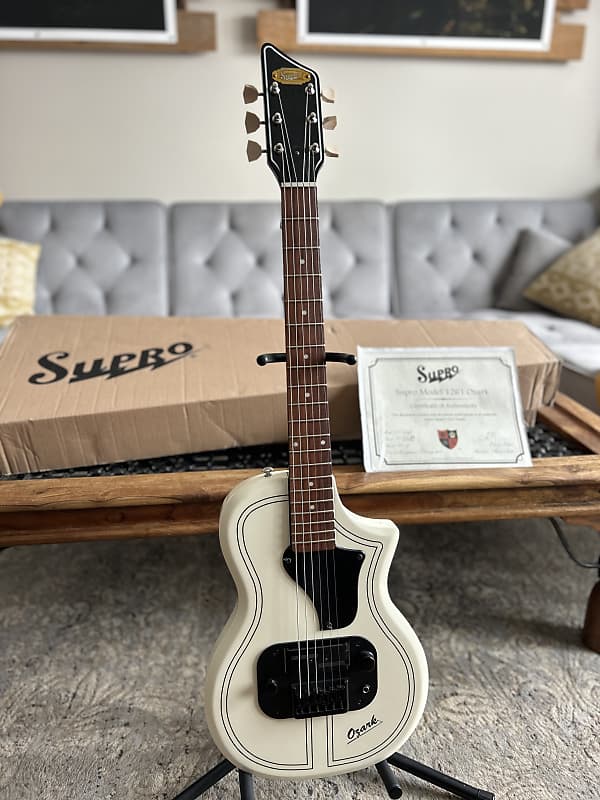 Supro 1261AW Ozark | Reverb Canada