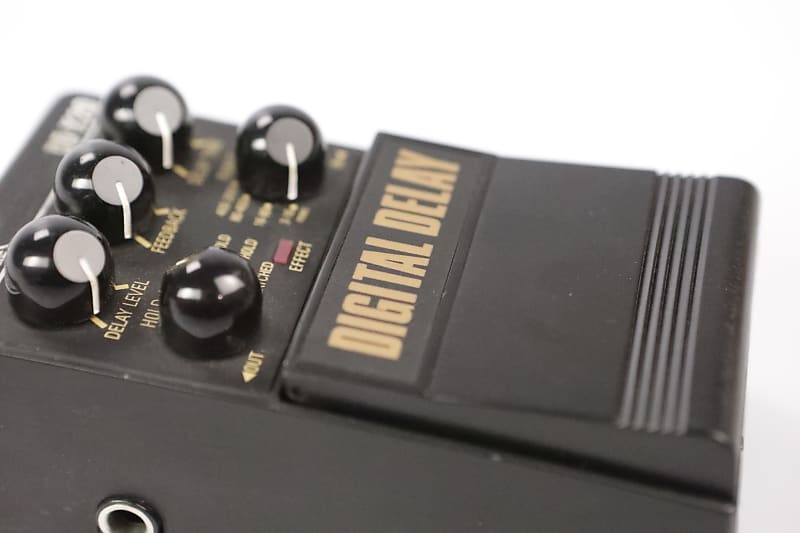 番外編 ARIA DD-X20 | Blitzkrieg Bop！-musician's gear-