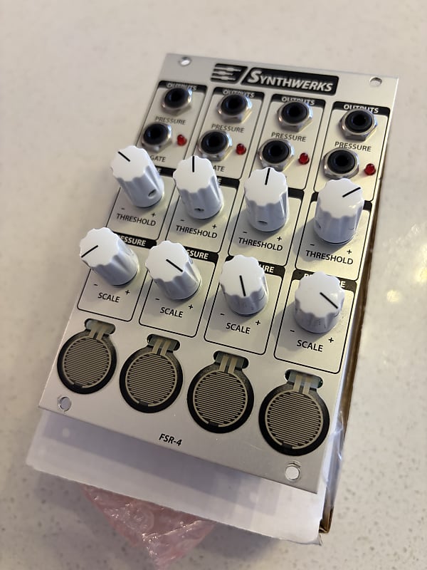 Synthwerks FSR-4