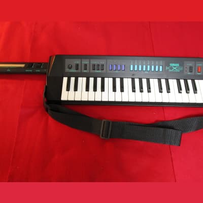 Yamaha KX5 Vintage Keytar MIDI Remote Controller BLACK Tested w/strap #11 image 2
