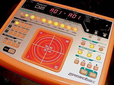 Roland D2 Groovebox