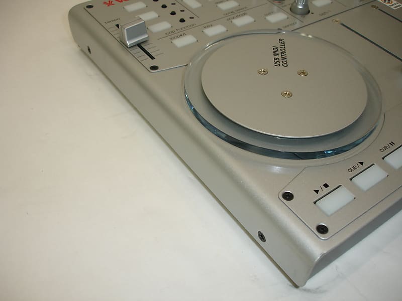 Vestax VCI-100 USB MIDI DJ Controller