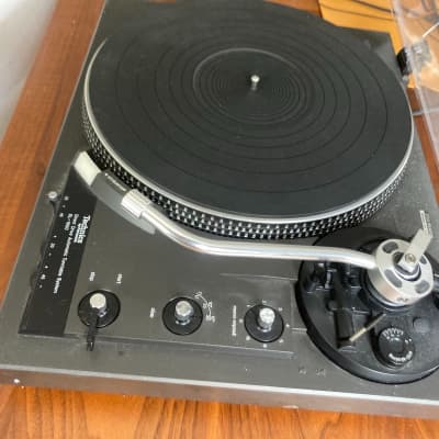 Technics Direct Drive Automatic Turntable System SL-1900 mid-80's - Black image 2