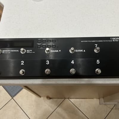 Boss ES-8 Effects Switching System | Reverb