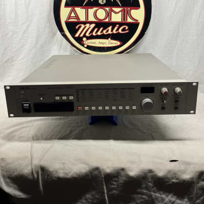 Akai S01 MIDI Digital Sampler Rack Module
