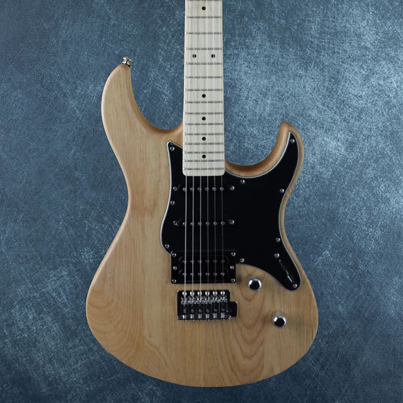 Yamaha Pacifica 112V Maple Black Pickguard Yellow Natural | Reverb
