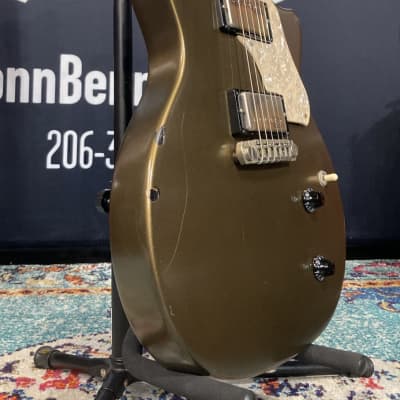 Echopark Brad Whitford's Aerosmith Downtowner Guitar (#29) AUTHENTICATED 2000s Gold image 7