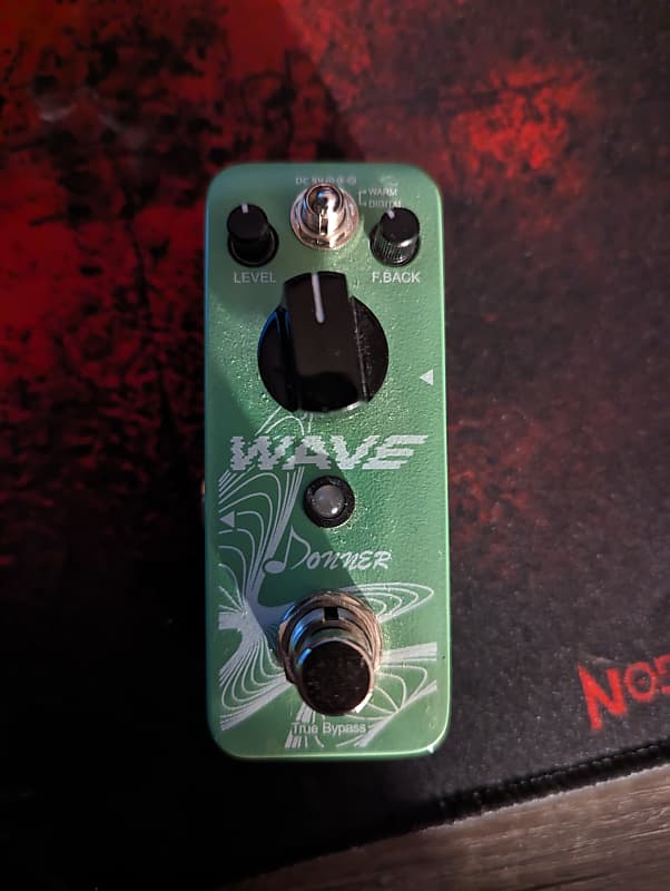 Donner Wave Delay Pedal Reverb