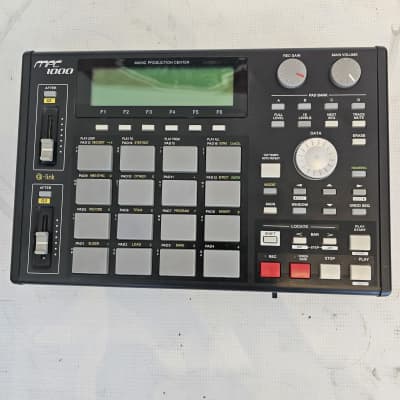 Akai MPC1000 Music Production Center | Reverb