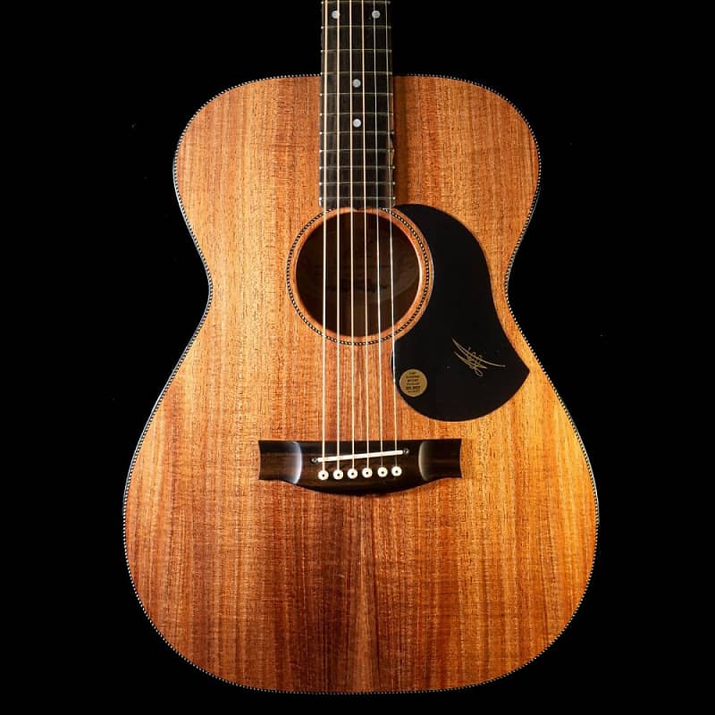 Maton EBW808 Blackwood Guitar in Natural Reverb