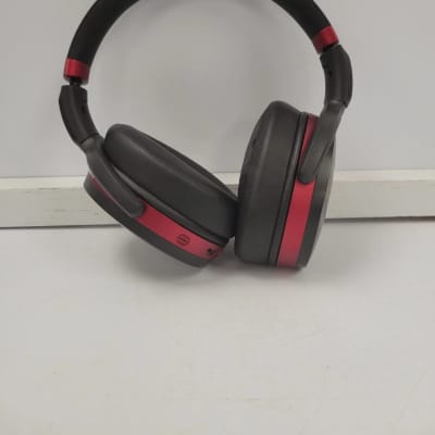 Sennheiser Momentum 3 M3AEBTXL Over Ear Headphones Noise