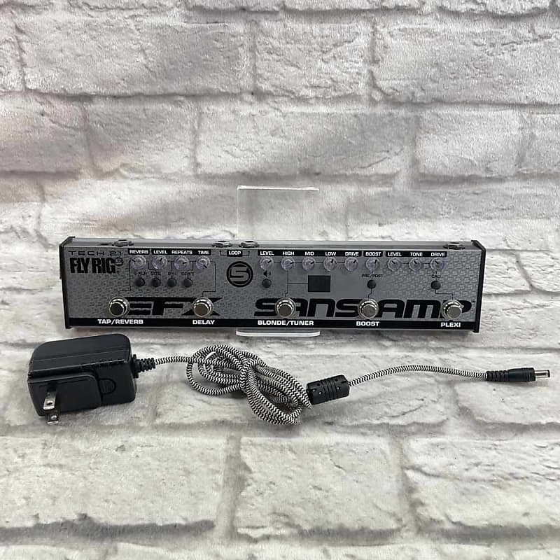 Amazon.com: Tech 21 SansAmp Fly Rig 5 Multi-effects Pedal