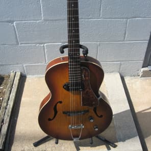 Godin 5th Avenue Kingpin Archtop Sunburst Hollowbody Guitar W/ Gig Bag image 7