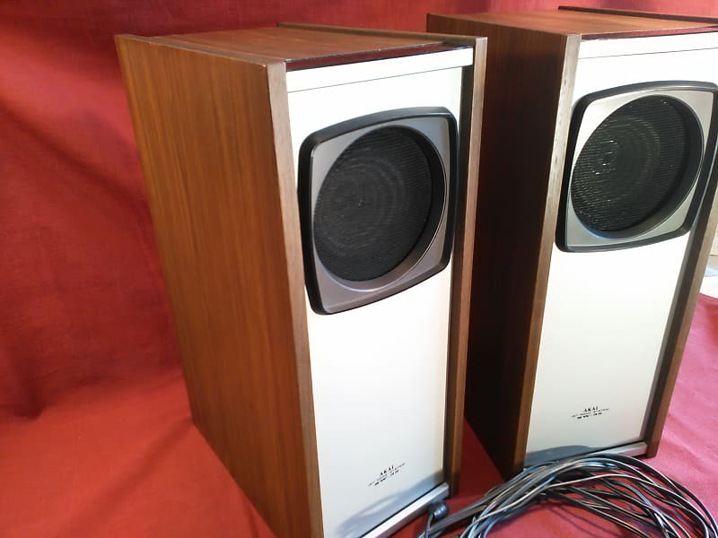 Akai SW-35 Jet Road System Speakers from 1972