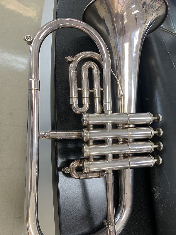 Getzen Eterna 4 valve silver flugelhorn with case Reverb