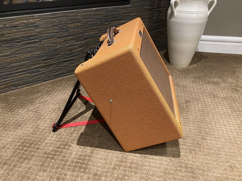 Standback Amp Stand Reverb