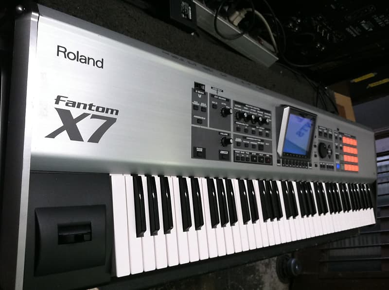 Roland Fantom-X7 76-Key Keyboard Workstation