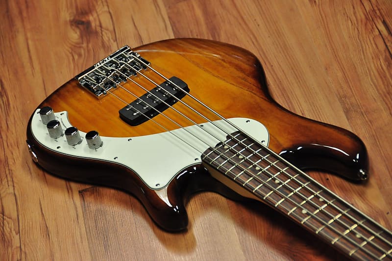 Fender American Deluxe Dimension Bass V 2014 - 2016 | Reverb UK